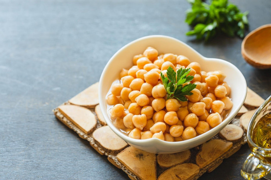 Savoring Excellence: Exploring Culinary Delights with Organic Chickpeas and Cloves
