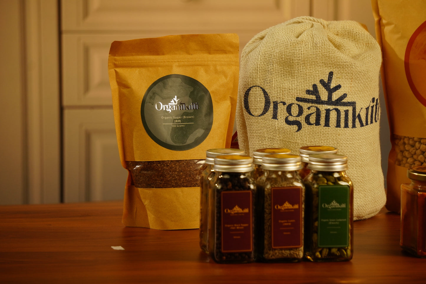 Organikriti Gift pack - Organic Cardamom, Cloves, Pepper, Red chilli powder and Fenugreek